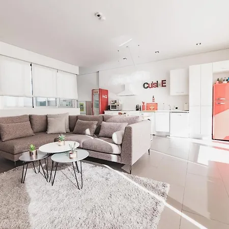 Apartment & Urban Attic *