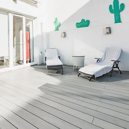 Beach&urban Attic Apartman