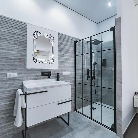 Beach&urban Attic Apartman Alicante